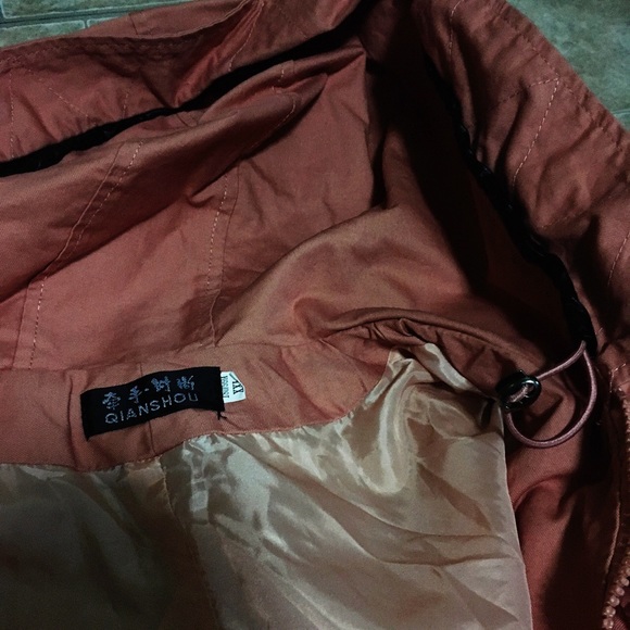 Coat - Picture 3 of 4